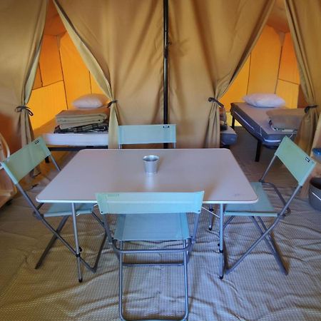 Camping Onlycamp Les Pins Nancay Eksteriør billede