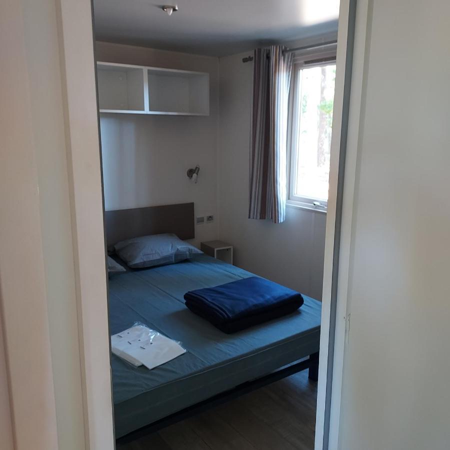 Camping Onlycamp Les Pins Nancay Eksteriør billede